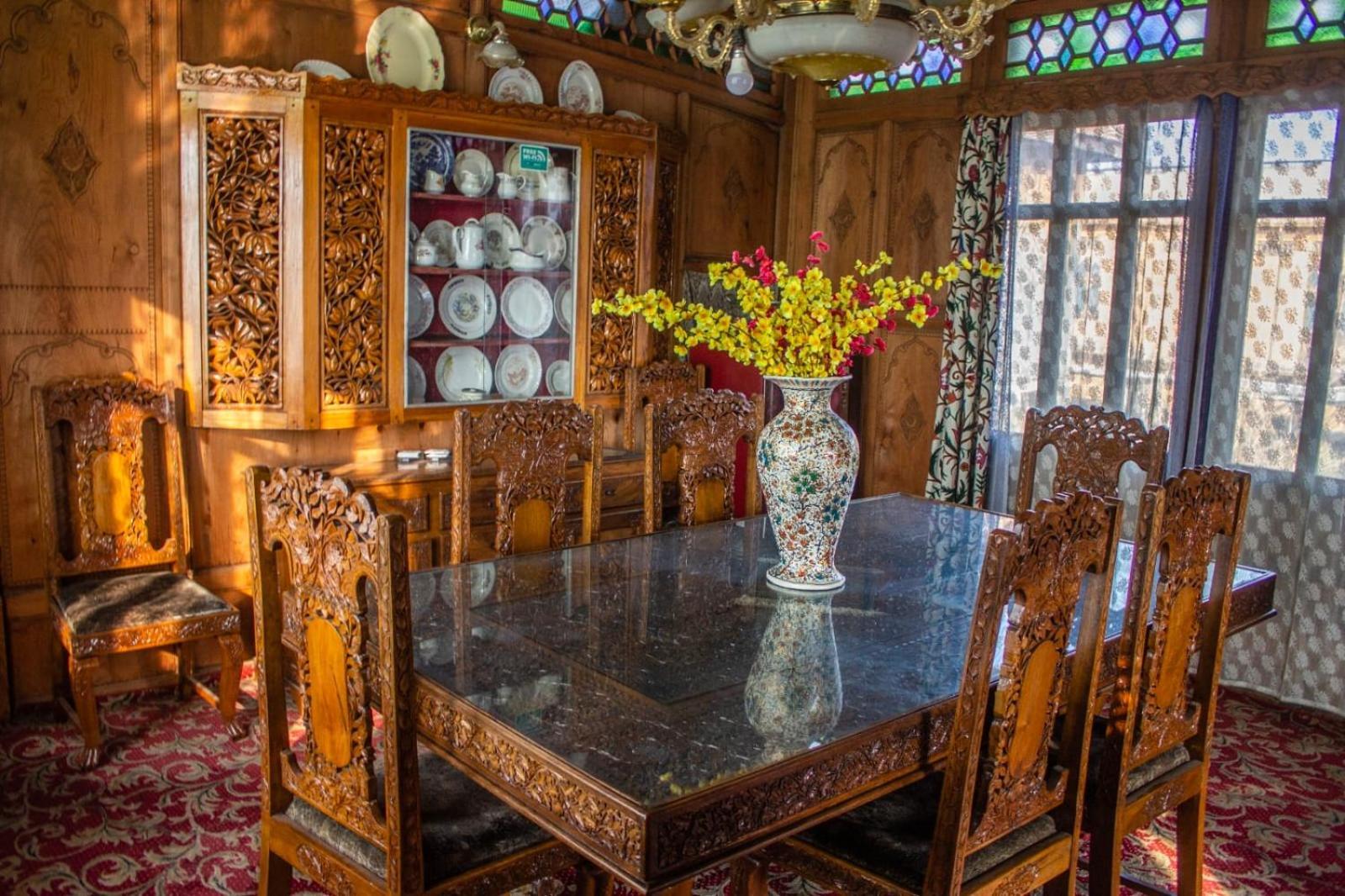 House Boat New Manora Bed & Breakfast Srinagar  Ngoại thất bức ảnh