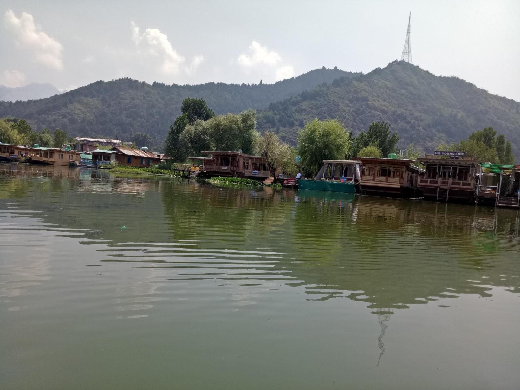 House Boat New Manora Bed & Breakfast Srinagar  Ngoại thất bức ảnh