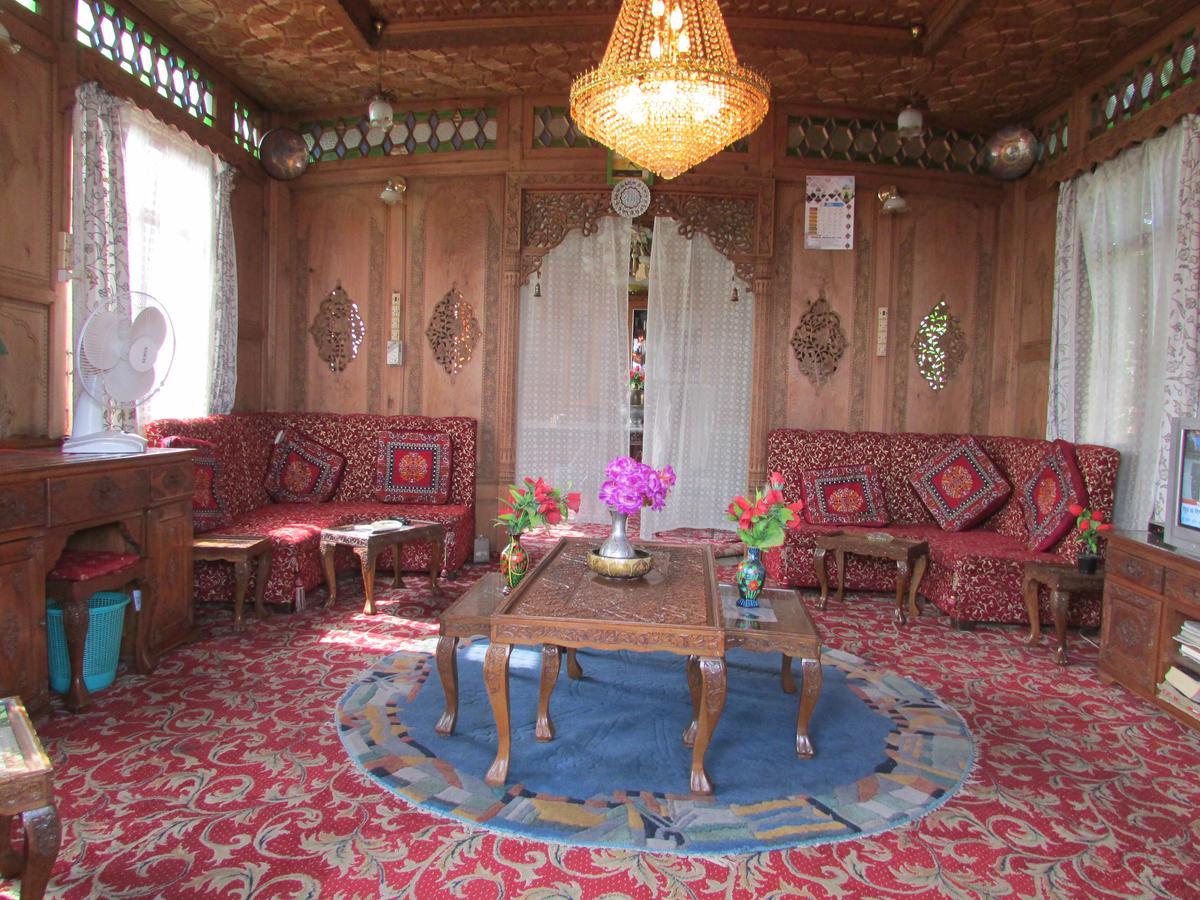 House Boat New Manora Bed & Breakfast Srinagar  Ngoại thất bức ảnh